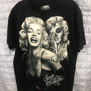 (L) Smile Now Men's Tee Marilyn Monroe NWT DGA